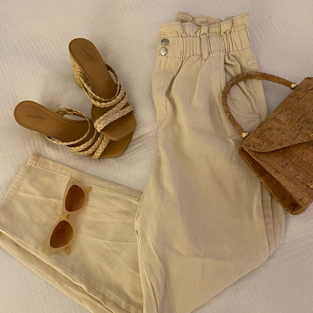 Stylish Extreme High-Waisted Cream Pants